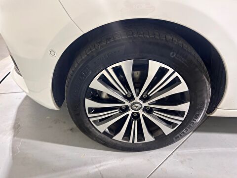 renault, zoe, hatchback r135 ıntense cvt, otomatik, elektrik 2.el otomobil | renew 24