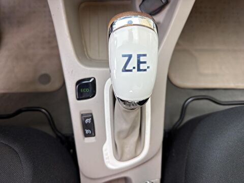 renault, zoe, zoe life cvt, otomatik, elektrik 2.el otomobil | renew 17