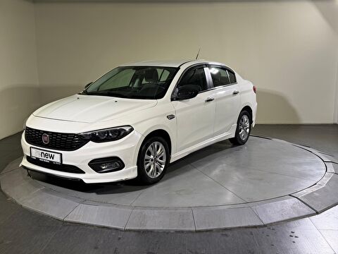 Sedan 1.3 MultiJet Urban, 2. el otomobil | renew