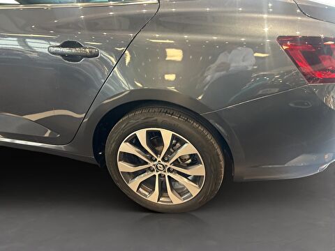 renault, megane, sedan 1.3 tce ıcon edc, otomatik, benzin 2.el otomobil | renew 9
