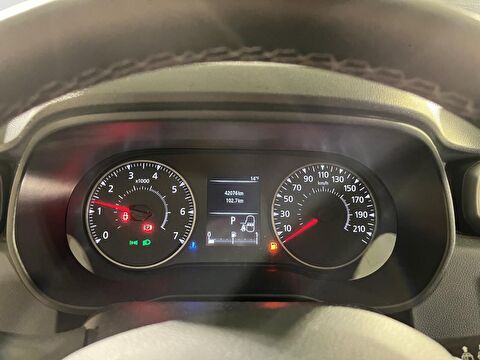 dacia, duster, 1.3 turbo essential edc 4x2, otomatik, benzin 2.el otomobil | renew 12