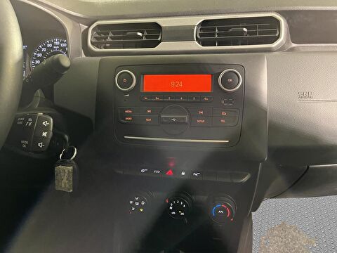 dacia, duster, 1.3 turbo essential edc 4x2, otomatik, benzin 2.el otomobil | renew 18