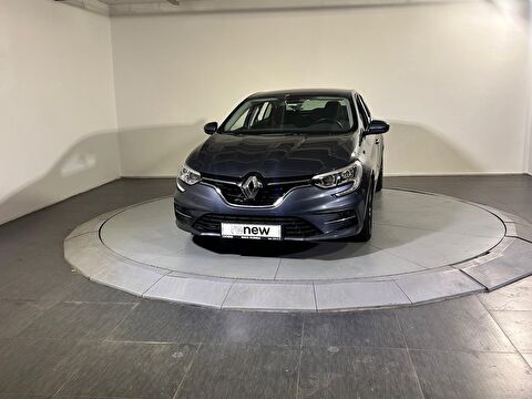 Renault, Megane, Sedan 1.3 TCe Touch EDC, Otomatik, Benzin 2. el otomobil | renew Mobile