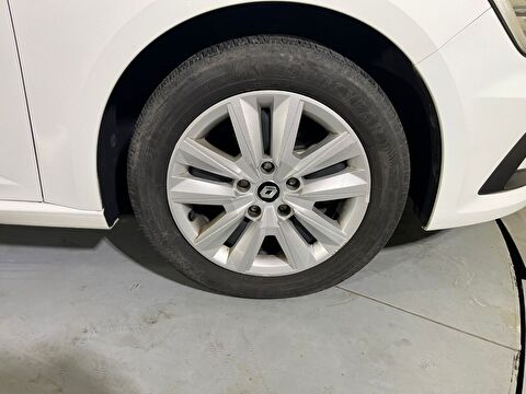 renault, megane, sedan 1.3 tce joy comfort edc, otomatik, benzin 2.el otomobil | renew 35