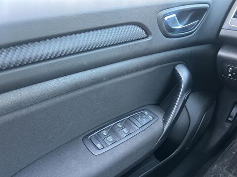 renault, megane, sedan 1.3 tce touch edc, otomatik, benzin 2.el otomobil | renew 24