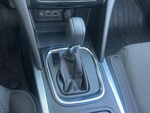 renault, megane, sedan 1.3 tce touch edc, otomatik, benzin 2.el otomobil | renew 18