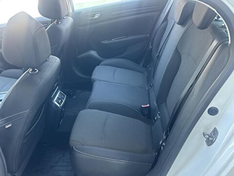 renault, megane, sedan 1.3 tce touch edc, otomatik, benzin 2.el otomobil | renew 14