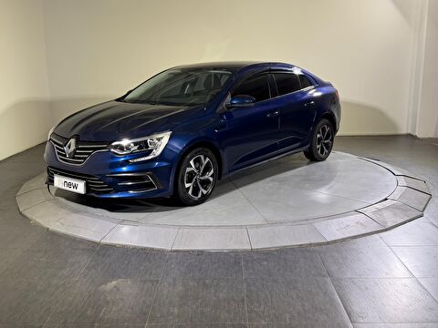 Sedan 1.3 TCe Joy, 2. el otomobil | renew