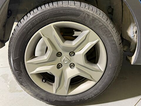 dacia, sandero, hatchback 0.9 tce stepway easy-r, otomatik, benzin 2.el otomobil | renew 34