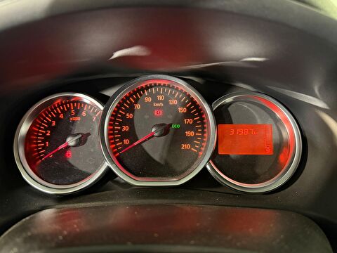 dacia, sandero, hatchback 0.9 tce stepway easy-r, otomatik, benzin 2.el otomobil | renew 29