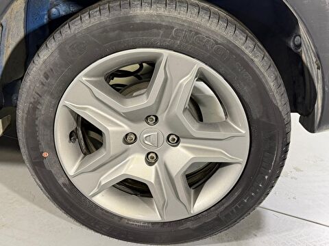 dacia, sandero, hatchback 0.9 tce stepway easy-r, otomatik, benzin 2.el otomobil | renew 32