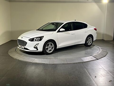 Sedan 1.5 TDCI Trend X Powershift, 2. el otomobil | renew