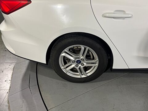 ford, focus, sedan 1.5 tdcı trend x powershift, otomatik, dizel 2.el otomobil | renew 40