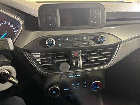 ford, focus, sedan 1.5 tdcı trend x powershift, otomatik, dizel 2.el otomobil | renew 32