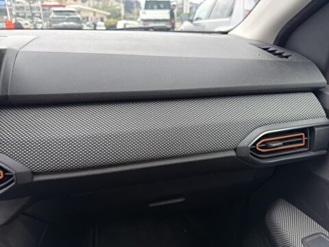 dacia, sandero stepway, 1.0 turbo prestige x-tronic, otomatik, benzin 2.el otomobil | renew 26