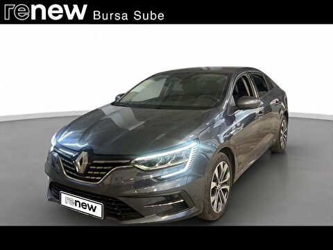 Sedan 1.3 TCe Icon EDC, 2. el otomobil | renew