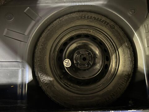 dacia, sandero, hatchback 1.5 dcı stepway easy-r, otomatik, dizel 2.el otomobil | renew 26