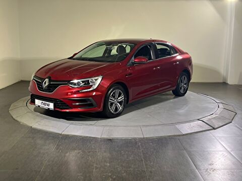 Sedan 1.3 TCe Touch EDC, 2. el otomobil | renew