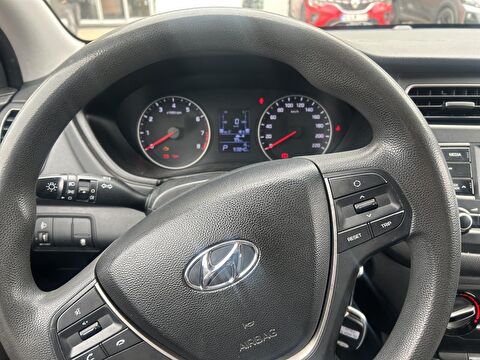 hyundai, i20, hatchback 1.4 mpı jump otomatik, otomatik, benzin 2.el otomobil | renew 12