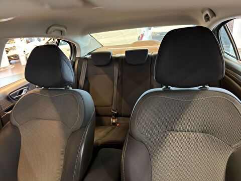 renault, megane, sedan 1.3 tce touch edc, otomatik, benzin 2.el otomobil | renew 14