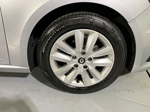 renault, megane, sedan 1.3 tce touch edc, otomatik, benzin 2.el otomobil | renew 37