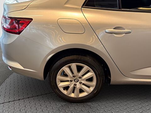 renault, megane, sedan 1.3 tce touch edc, otomatik, benzin 2.el otomobil | renew 9