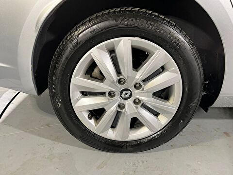 renault, megane, sedan 1.3 tce touch edc, otomatik, benzin 2.el otomobil | renew 34