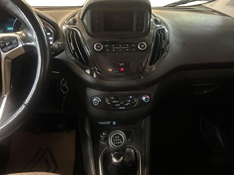 ford, tourneo courier, 1.5 tdcı titanium, manuel, dizel 2.el otomobil | renew 13