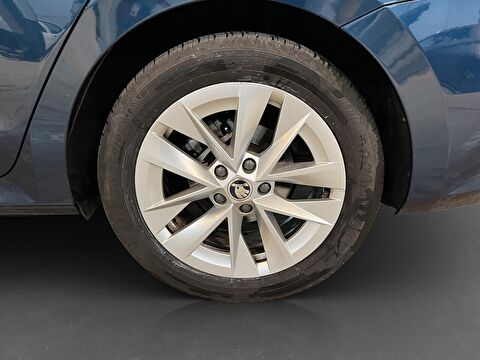 skoda, octavia, 1.5 tsı e-tec premium dsg, otomatik, hybrid 2.el otomobil | renew 7