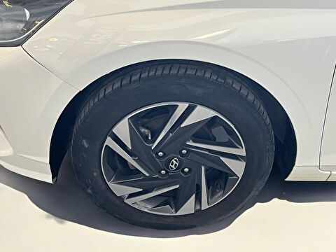 hyundai, i20, hatchback 1.4 mpı style otomatik, otomatik, benzin 2.el otomobil | renew 3