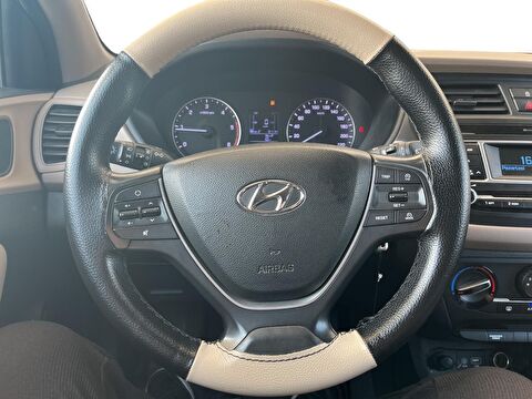 hyundai, i20, 1.4 crdı style panoramik cam tavan, manuel, dizel 2.el otomobil | renew 19
