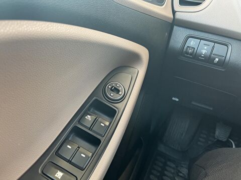 hyundai, i20, 1.4 crdı style panoramik cam tavan, manuel, dizel 2.el otomobil | renew 25
