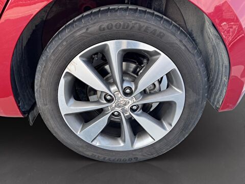 hyundai, i20, 1.4 crdı style panoramik cam tavan, manuel, dizel 2.el otomobil | renew 7