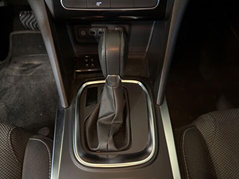 renault, megane, sedan 1.3 tce touch edc, otomatik, benzin 2.el otomobil | renew 18