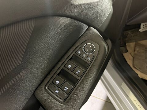 renault, clio, hatchback 1.0 tce techno esprit alpine x-tronic, otomatik, benzin 2.el otomobil | renew 32