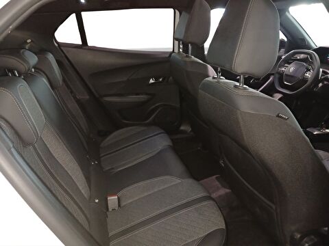 peugeot, 2008, crossover 1.2 puretech allure eat8, otomatik, benzin 2.el otomobil | renew 13