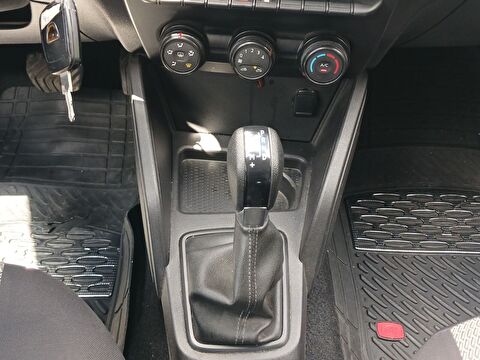 dacia, duster, 1.3 turbo 4x2 comfort edc, otomatik, benzin 2.el otomobil | renew 20
