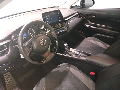 toyota, c-hr, crossover 1.2 turbo 4x2 flame multidrive s, otomatik, benzin 2.el otomobil | renew 11