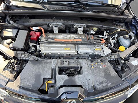 renault, megane e-tech, ıconic ev60, otomatik, elektrik 2.el otomobil | renew 24