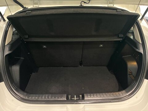 hyundai, i20, hatchback 1.4 mpı style otomatik, otomatik, benzin 2.el otomobil | renew 24