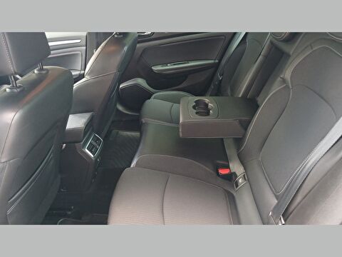 renault, megane, sedan 1.3 tce ıcon edc, otomatik, benzin 2.el otomobil | renew 17