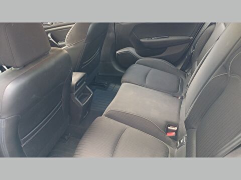 renault, megane, sedan 1.5 dcı touch edc, otomatik, dizel 2.el otomobil | renew 15