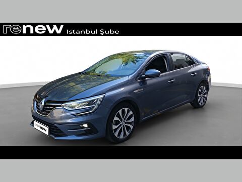 Sedan 1.3 TCe Icon EDC, 2. el otomobil | renew