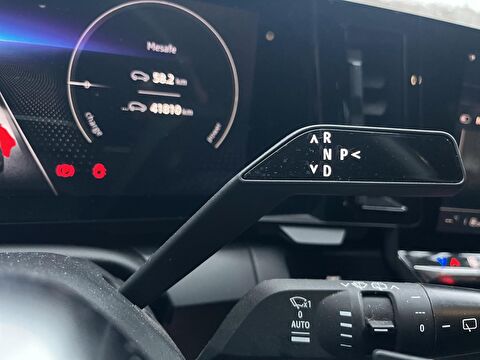 renault, megane e-tech, crossover ev60 ıconic otomatik, otomatik, elektrik 2.el otomobil | renew 12