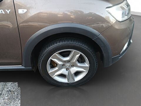 dacia, sandero, hatchback 0.9 tce stepway easy-r, otomatik, benzin 2.el otomobil | renew 9