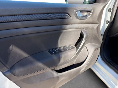 renault, megane, sedan 1.5 blue dcı joy edc, otomatik, dizel 2.el otomobil | renew 22