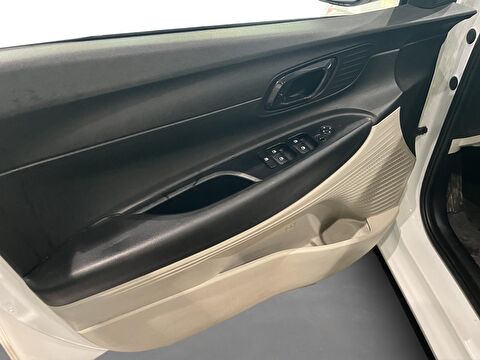 hyundai, i20, hatchback 1.4 mpı style otomatik, otomatik, benzin 2.el otomobil | renew 20