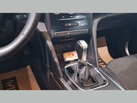 renault, megane, sedan 1.3 tce touch edc, otomatik, benzin 2.el otomobil | renew 16