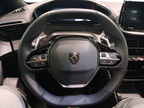 peugeot, 2008, crossover 1.2 puretech allure eat8, otomatik, benzin 2.el otomobil | renew 18
