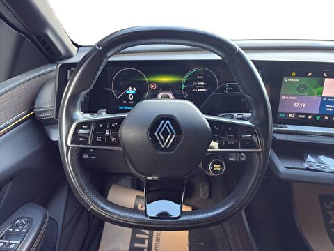 renault, megane e-tech, ıconic ev60, otomatik, elektrik 2.el otomobil | renew 17